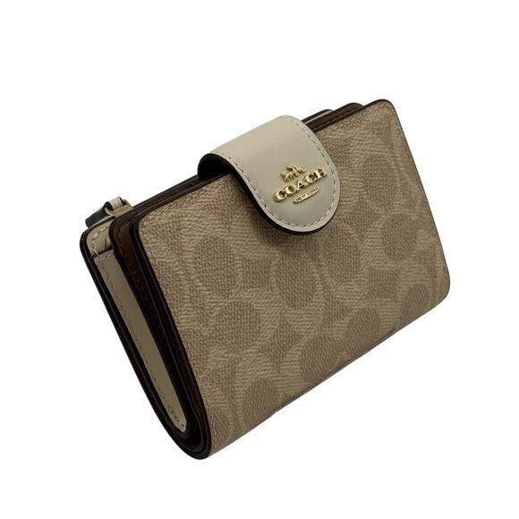 RETAIL $198 Coach Medium Corner Zip Wallet In Signature Canvas*NWT - Picture 3 of 13